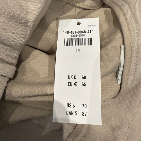 Abercrombie & Fitch Curve Love Sloane Tailored Short - Light Taupe - Picture 11 of 13